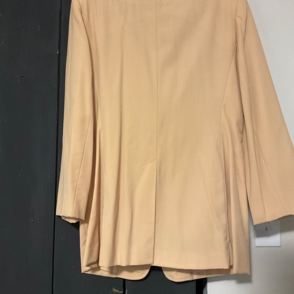 Jacket and skirt set in size 10 - Picture 2 of 5